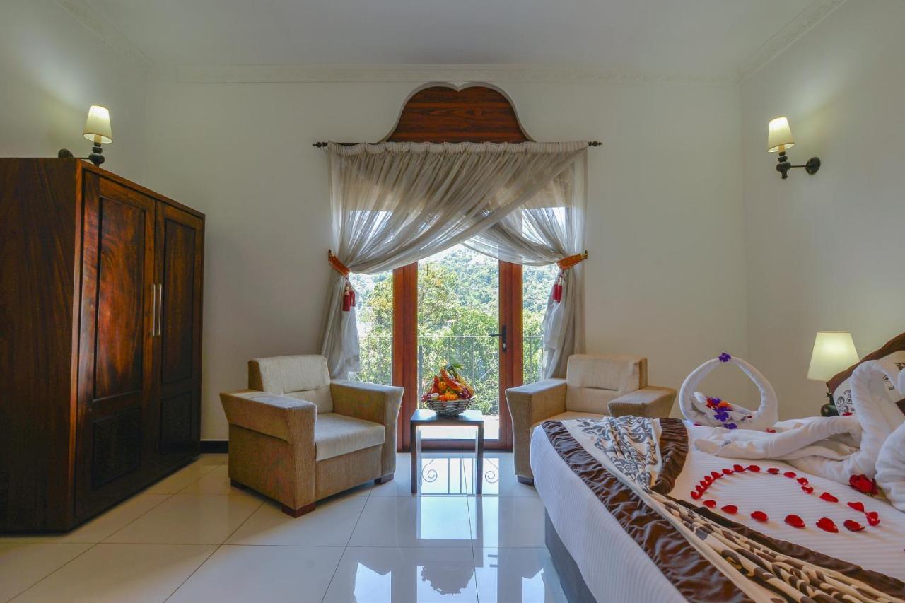 Royal Kandyan Exterior photo